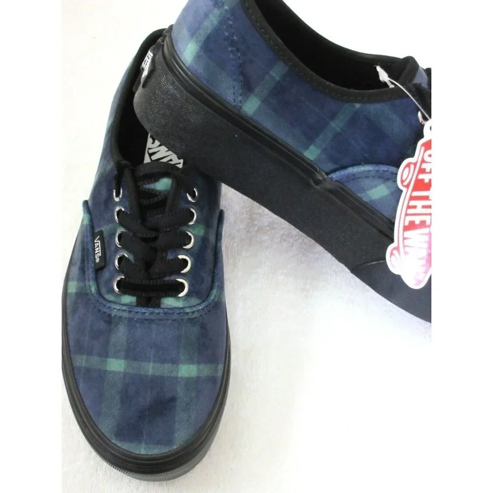 Vans women authentic